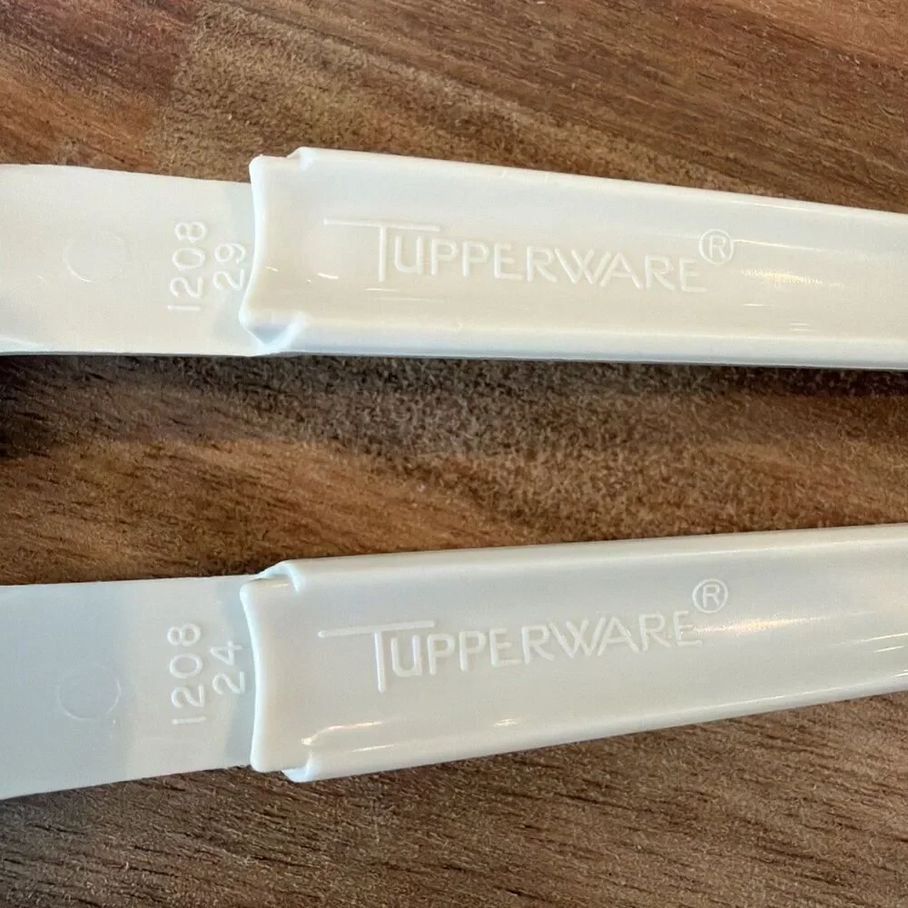 4‎ Vintage Tupperware Hang-On Toddler Condiment Spoons #1208 Almond